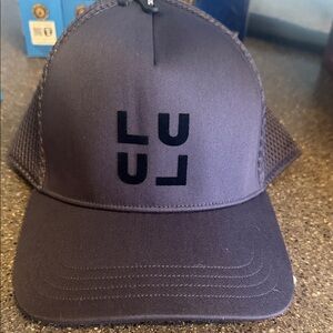 Lululemon Trucker Hat L/XL
